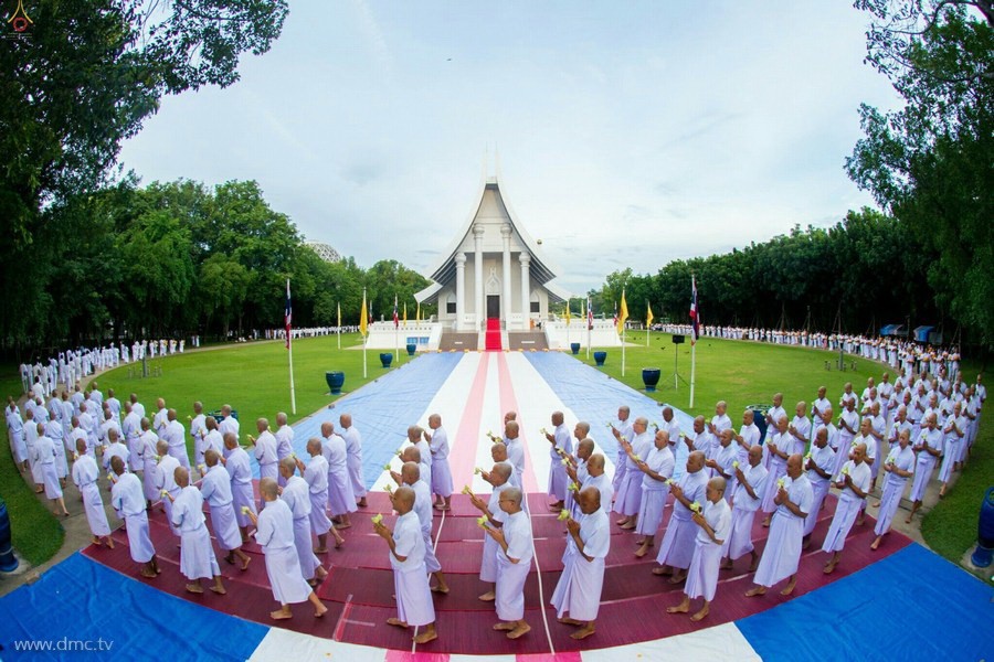 Hình ảnh xuất gia gieo duyên tại tu viện Wat Phra Dhammakaya, Thái Lan - Ảnh minh hoạ 5