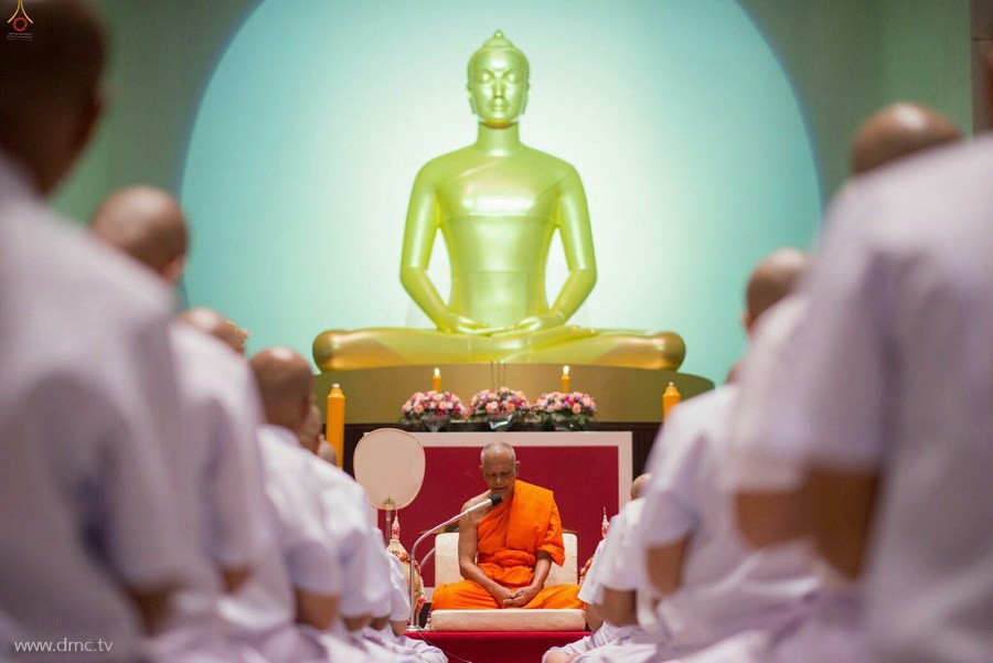 Hình ảnh xuất gia gieo duyên tại tu viện Wat Phra Dhammakaya, Thái Lan - Ảnh minh hoạ 10